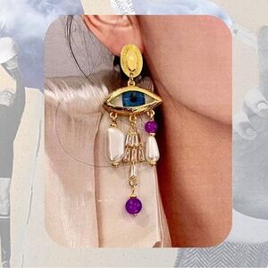 NWT Eyeball Gold Tone Purple Blue Pearl Dangling Statement Earrings